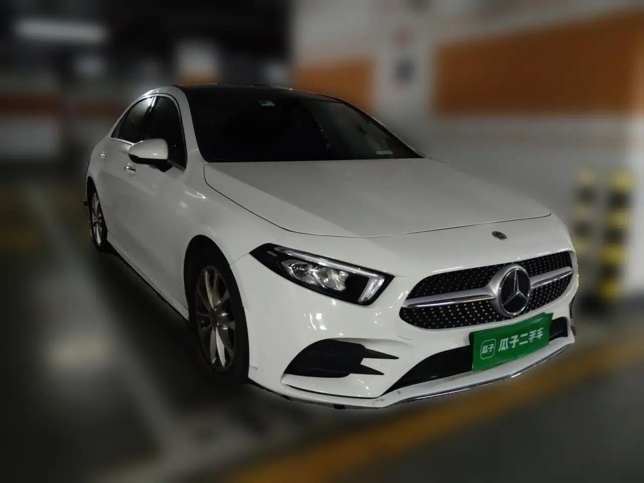 Mercedes-Benz A-Class 2021 A 200 L Sport Sedan Fashion Model — миниатюра 3
