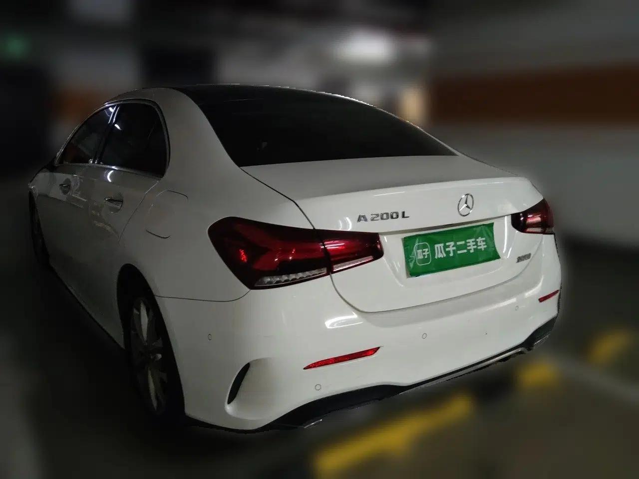 Mercedes-Benz A-Class 2021 A 200 L Sport Sedan Fashion Model — миниатюра 4