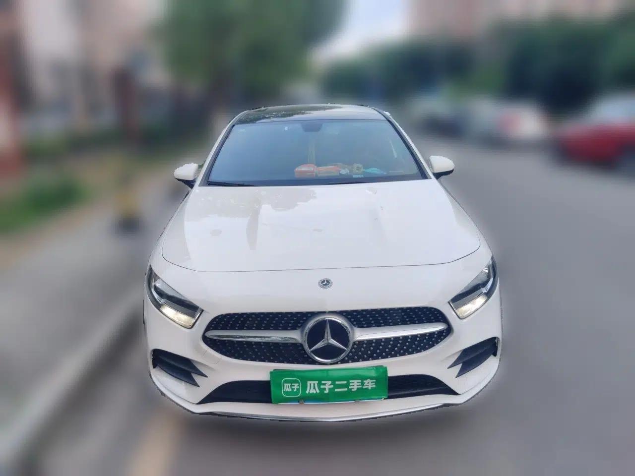 Mercedes-Benz A-Class 2022 A 180 L Sport Sedan — миниатюра 2