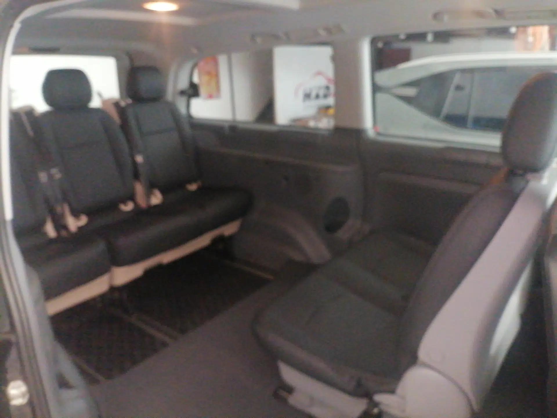 Mercedes-Benz Vito 2013 3.0L Elite Edition — миниатюра 25