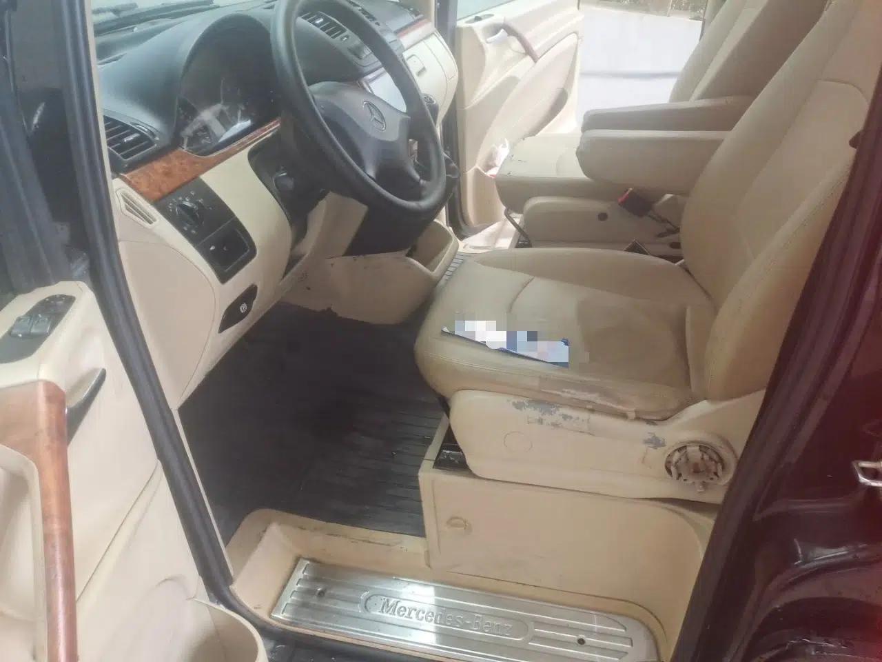 Mercedes-Benz Vito 2010 2.5L Elite Edition — миниатюра 15