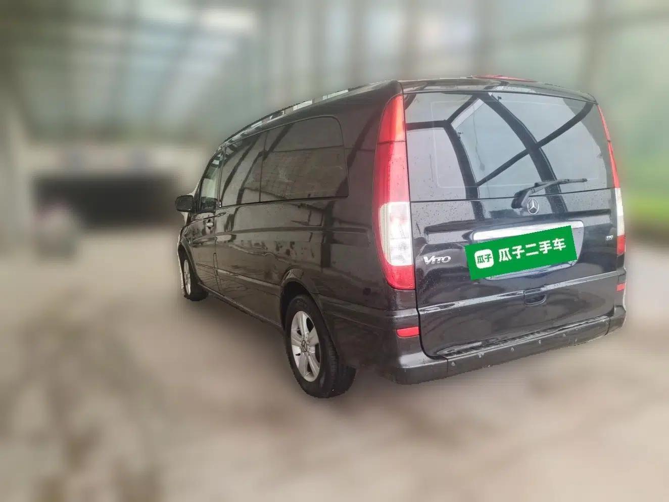 Mercedes-Benz Vito 2010 2.5L Elite Edition — миниатюра 4