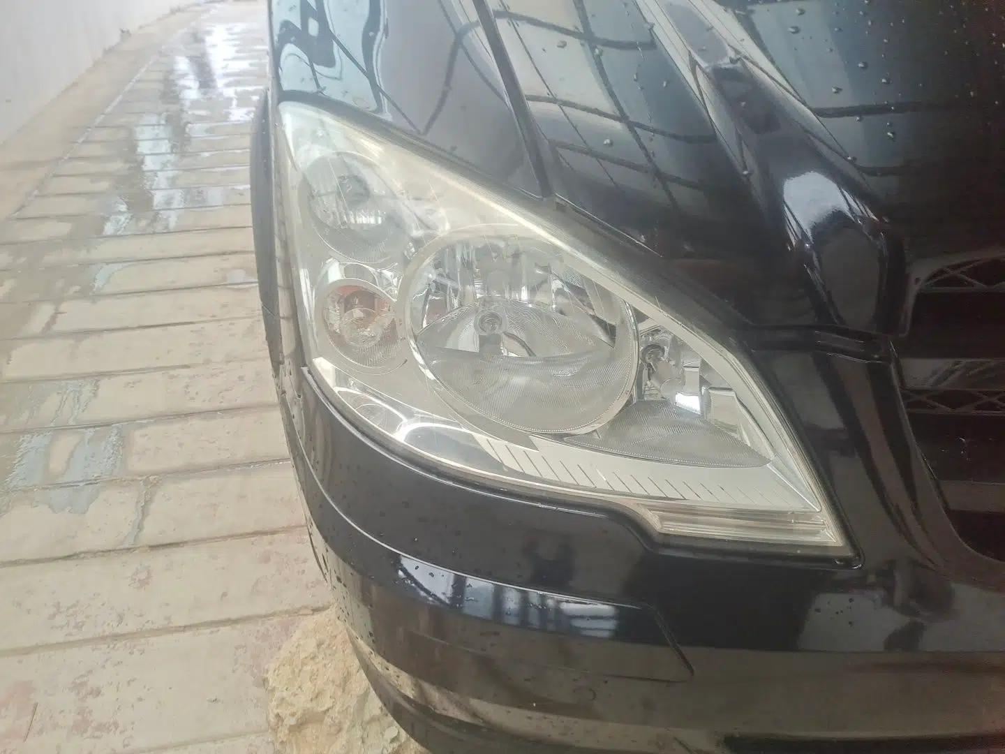Mercedes-Benz Vito 2010 2.5L Elite Edition — миниатюра 7