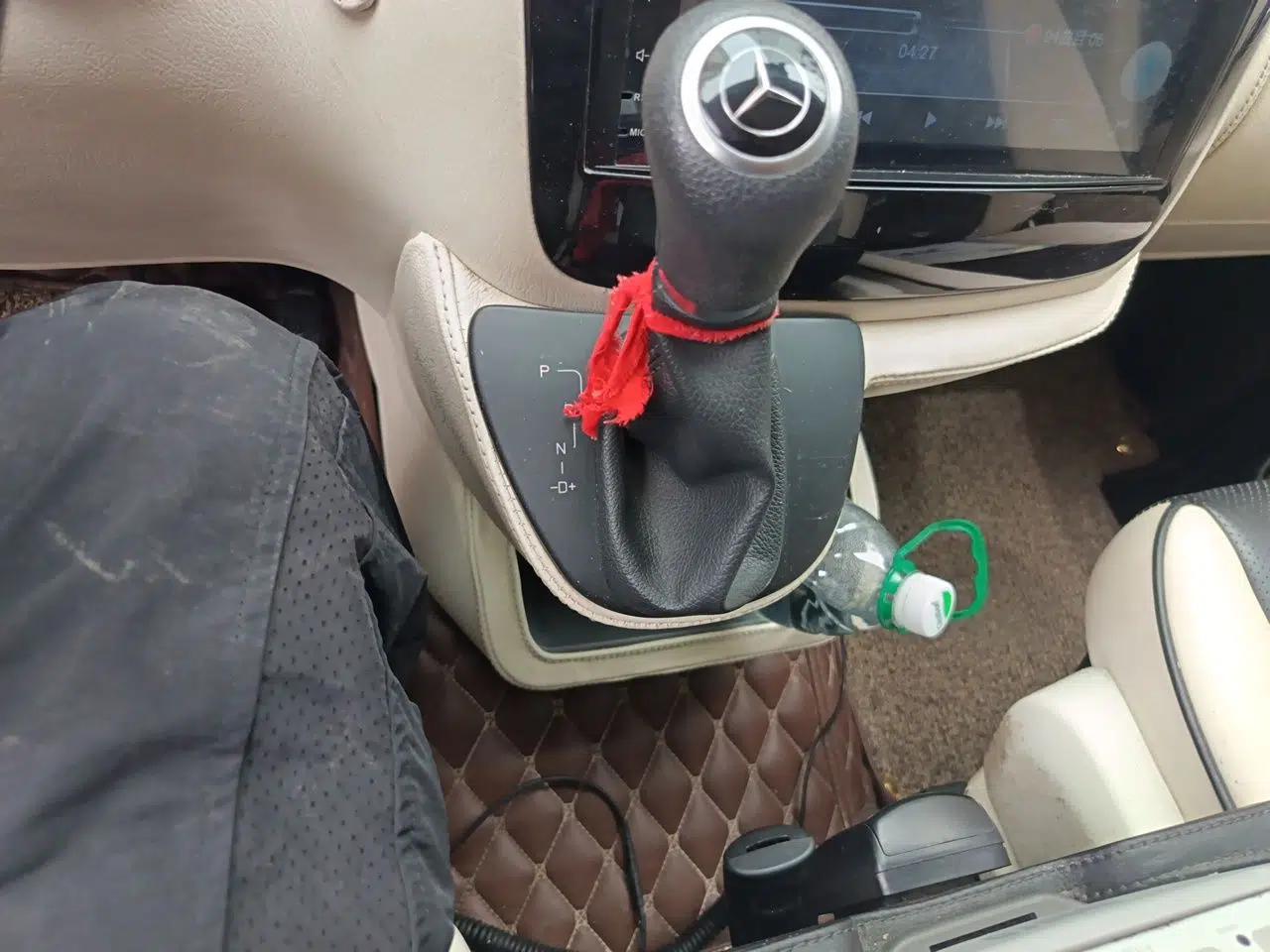 Mercedes-Benz Vito 2013 3.0L Elite Edition — миниатюра 14
