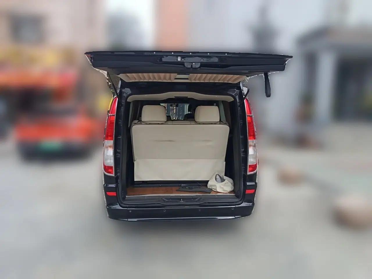 Mercedes-Benz Vito 2013 3.0L Elite Edition — миниатюра 19