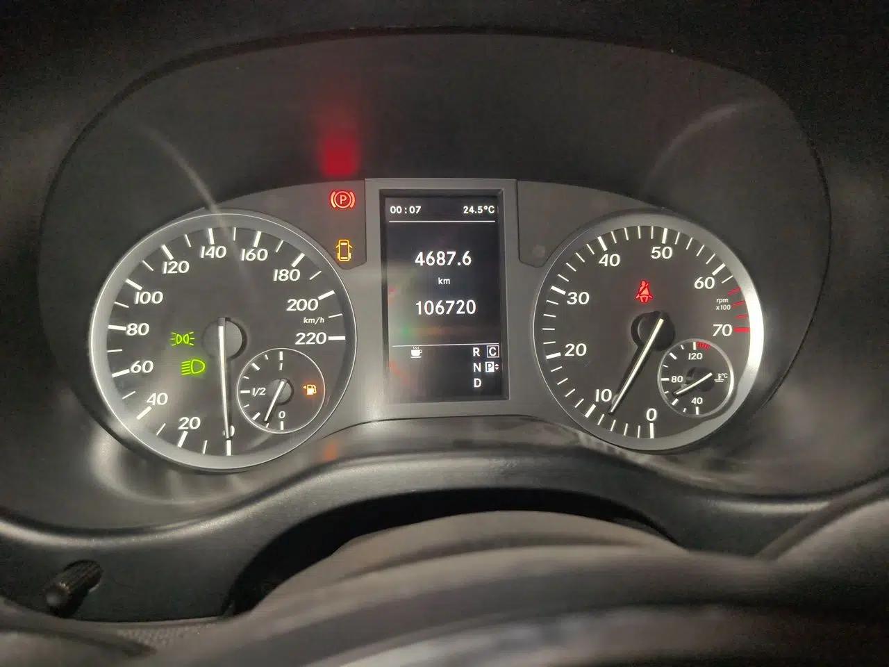 Mercedes-Benz Vito 2016 2.0T Business Edition — миниатюра 12