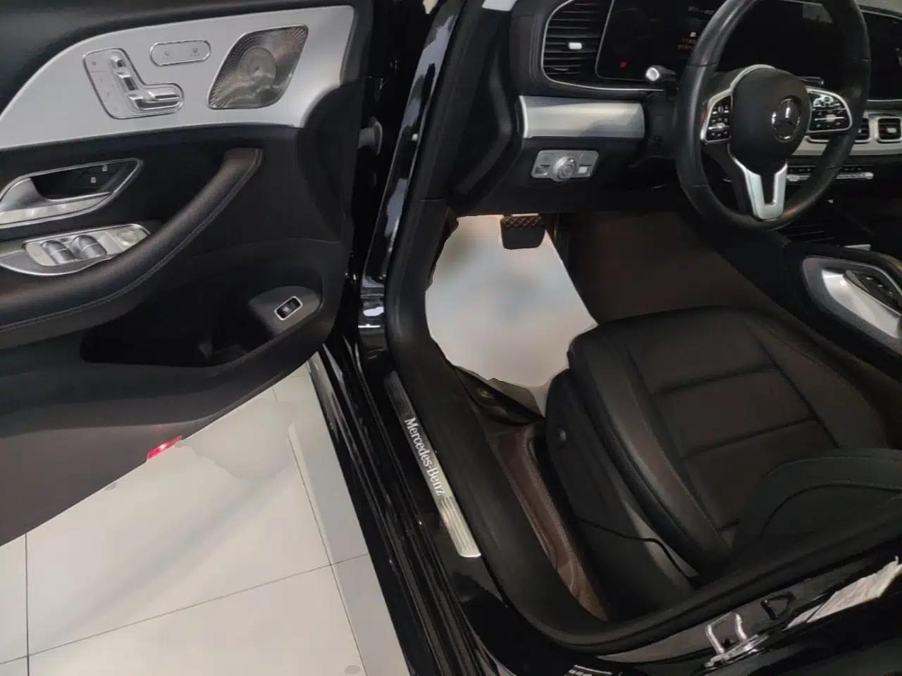 Mercedes-Benz GLE 2023 GLE 350 4MATIC Coupe SUV Luxury Model — миниатюра 18