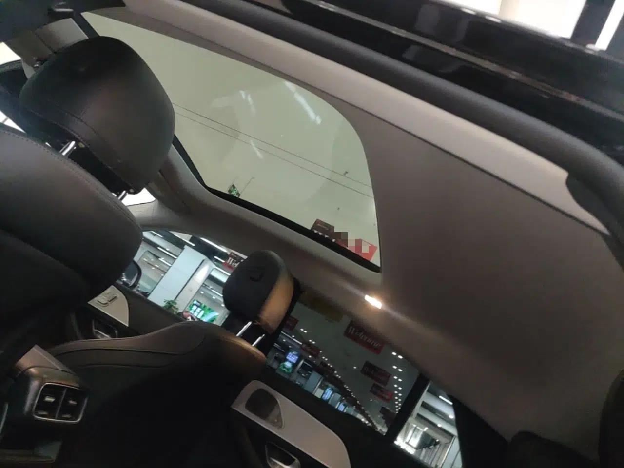 Mercedes-Benz GLE 2023 GLE 350 4MATIC Coupe SUV Luxury Model — миниатюра 21