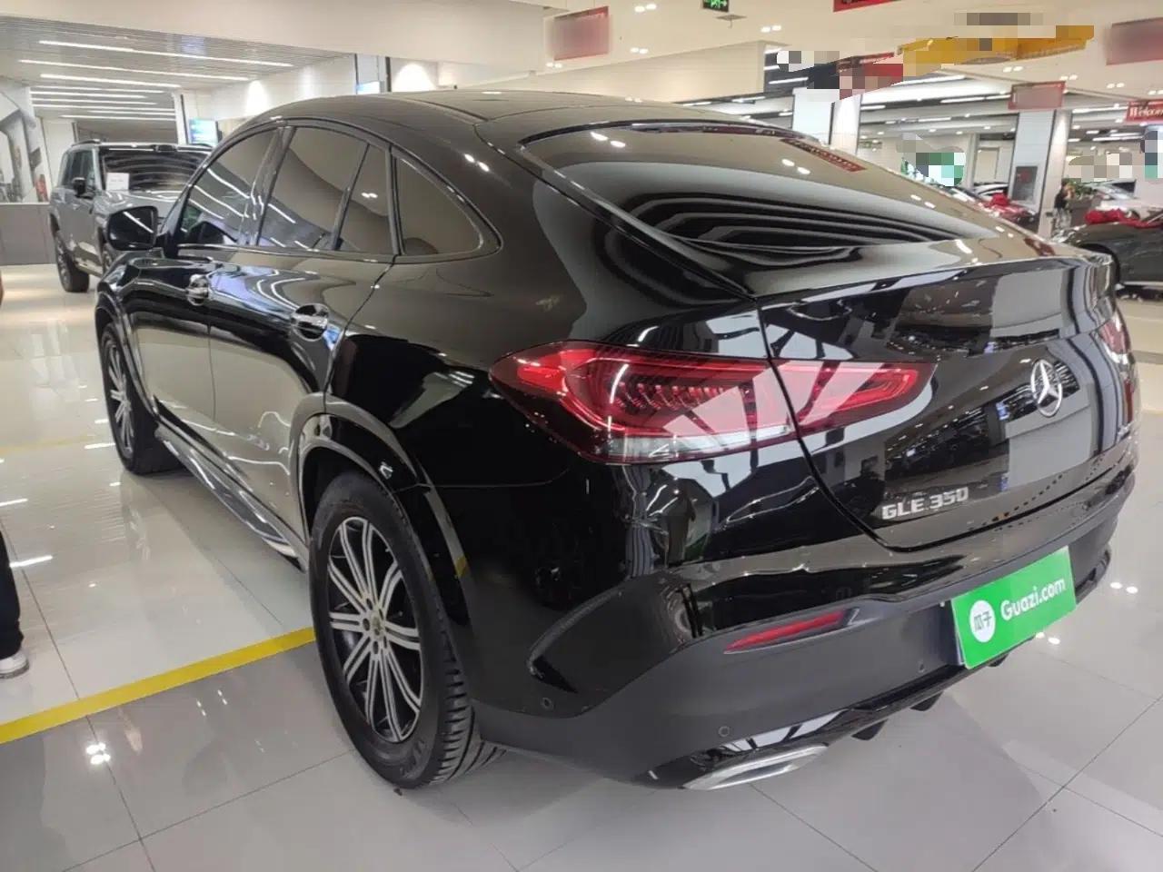 Mercedes-Benz GLE 2023 GLE 350 4MATIC Coupe SUV Luxury Model — миниатюра 4