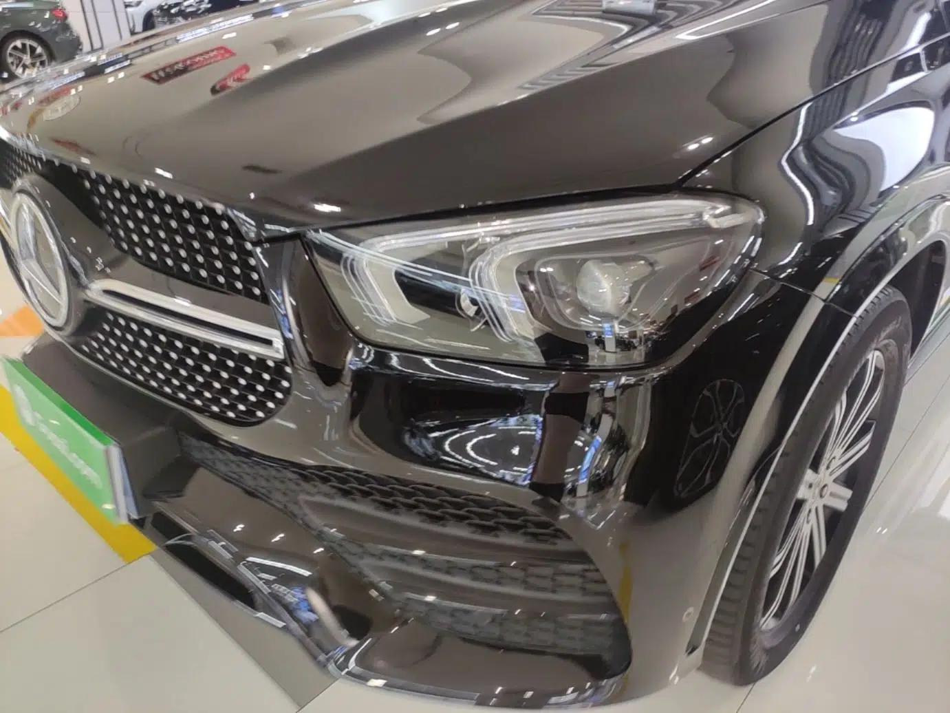 Mercedes-Benz GLE 2023 GLE 350 4MATIC Coupe SUV Luxury Model — миниатюра 8