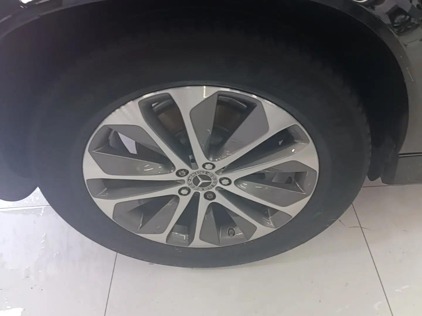 Mercedes-Benz GLE 2022 GLE 350 4MATIC Stylish Model — миниатюра 11