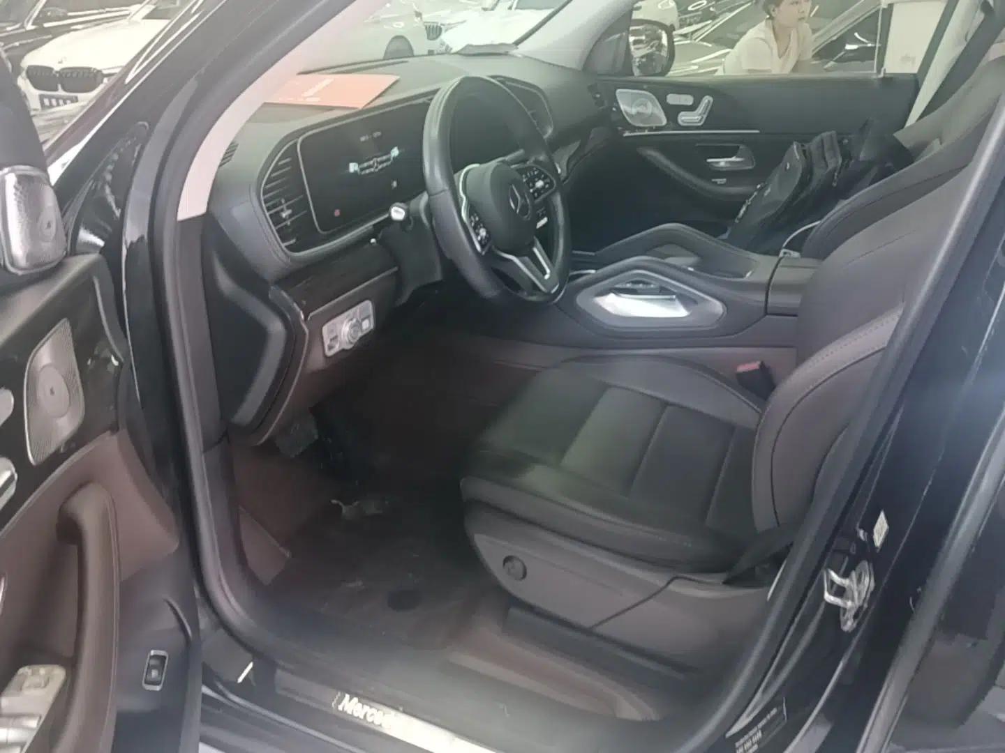 Mercedes-Benz GLE 2022 GLE 350 4MATIC Stylish Model — миниатюра 18