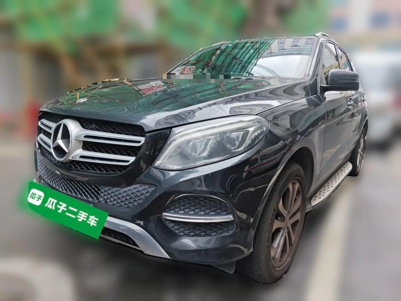 Mercedes-Benz GLE-Class Mercedes-Benz GLE400 3.0 Automatic 5-Seater — миниатюра 1