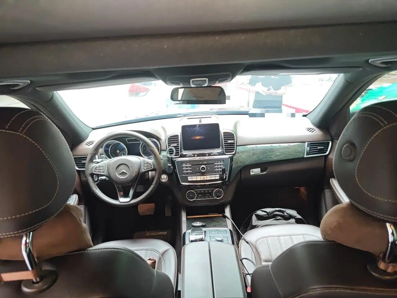 Mercedes-Benz GLE-Class Mercedes-Benz GLE400 3.0 Automatic 5-Seater — миниатюра 9