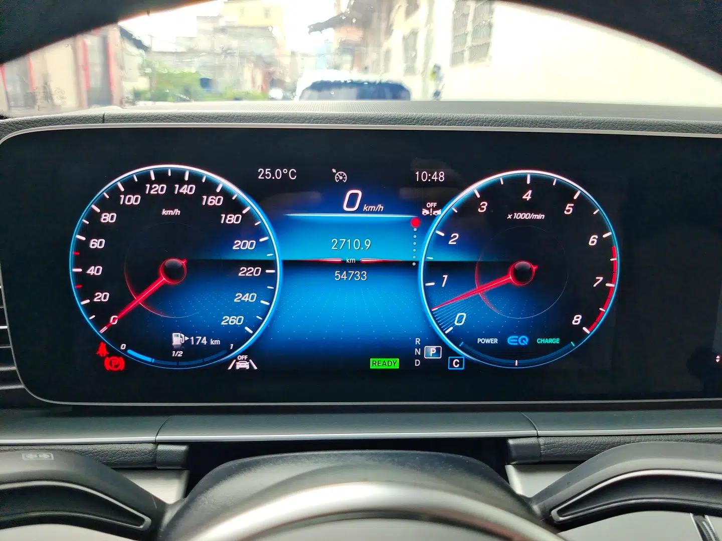 Mercedes-Benz GLE 2023 GLE 450 4MATIC Stylish Model — миниатюра 11