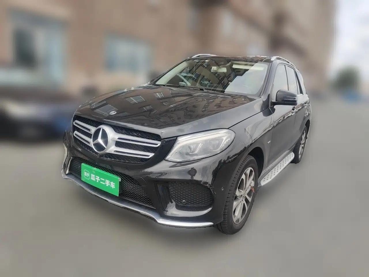 Mercedes-Benz GLE 2019 GLE 320 4MATIC Dynamic Edition Prestige Model — миниатюра 1
