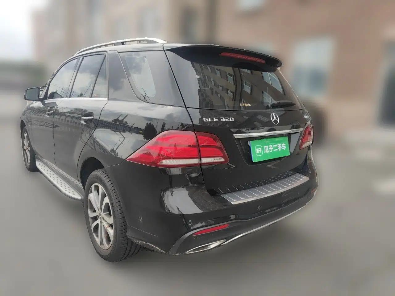Mercedes-Benz GLE 2019 GLE 320 4MATIC Dynamic Edition Prestige Model — миниатюра 4