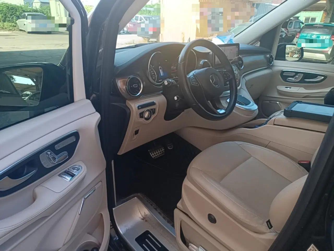 Mercedes-Benz V-Class 2021 V 260 Prestige Edition — миниатюра 18
