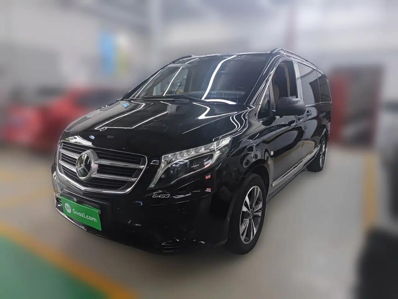 Mercedes-Benz V-Class Mercedes-Benz V-Class, Automatic, 2.0L Gasoline, 7-Seater (Parallel Import) — миниатюра 1