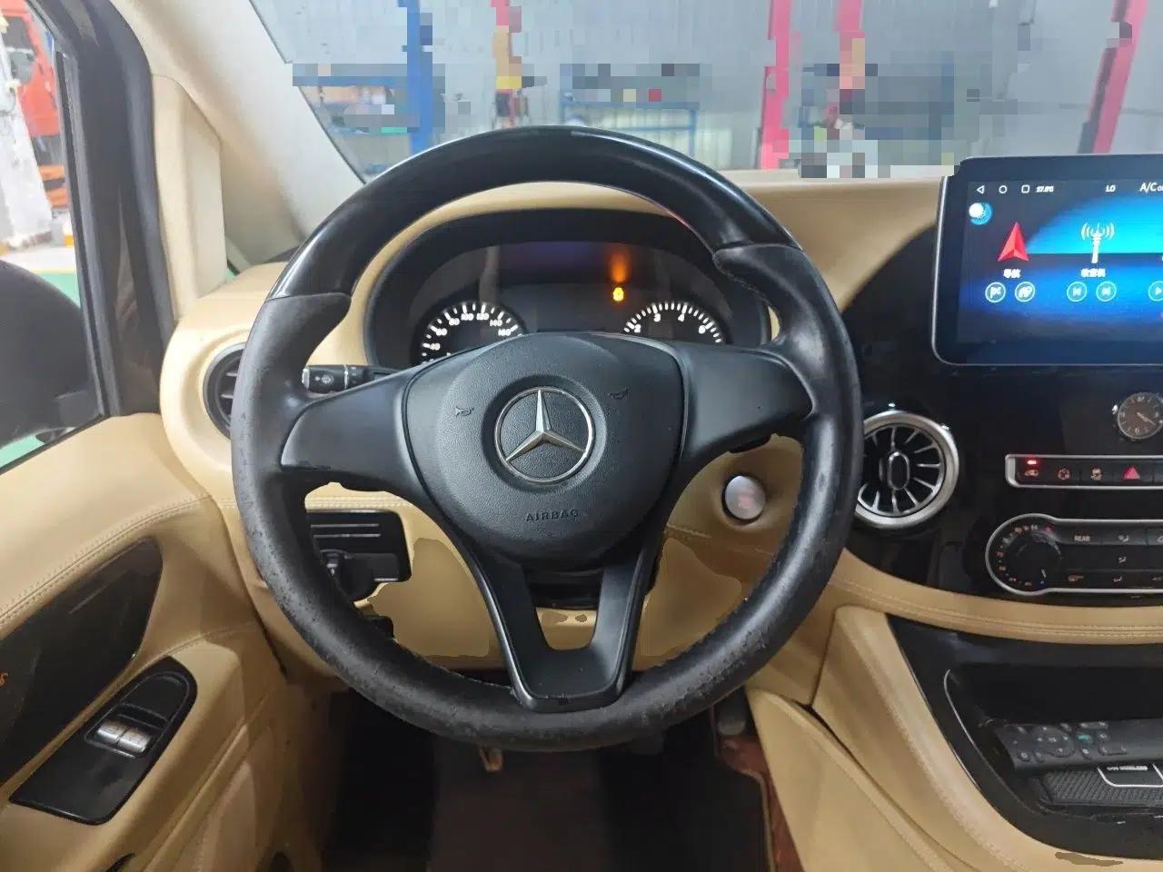 Mercedes-Benz V-Class Mercedes-Benz V-Class, Automatic, 2.0L Gasoline, 7-Seater (Parallel Import) — миниатюра 10