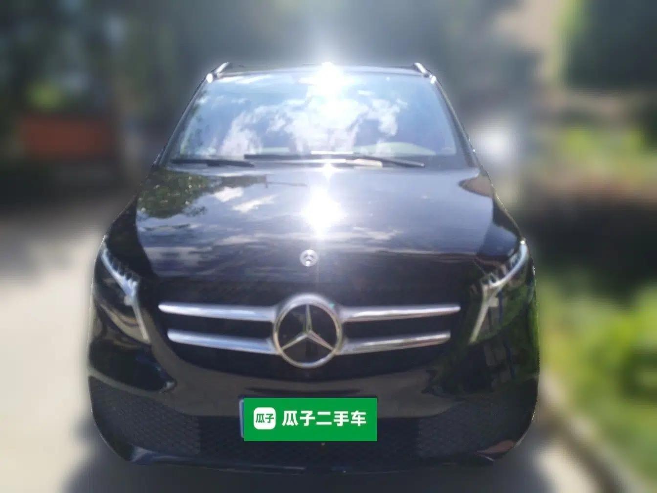 Mercedes-Benz V-Class 2022 V 260 Avantgarde Edition — миниатюра 2