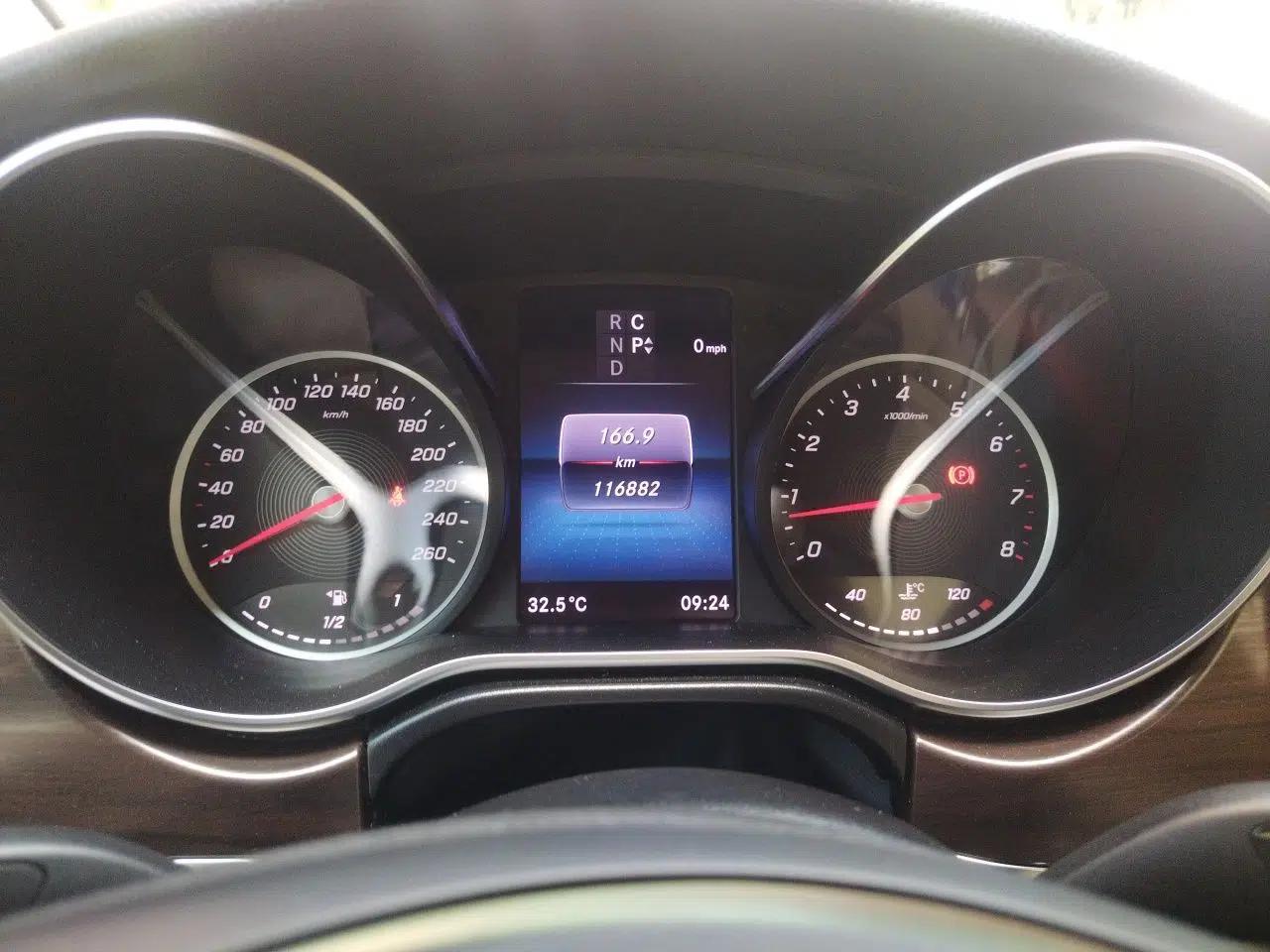 Mercedes-Benz V-Class 2022 V 260 Avantgarde Edition — миниатюра 11