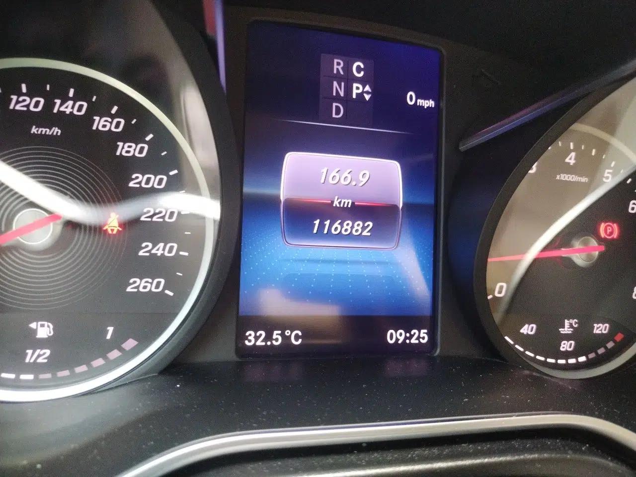Mercedes-Benz V-Class 2022 V 260 Avantgarde Edition — миниатюра 12