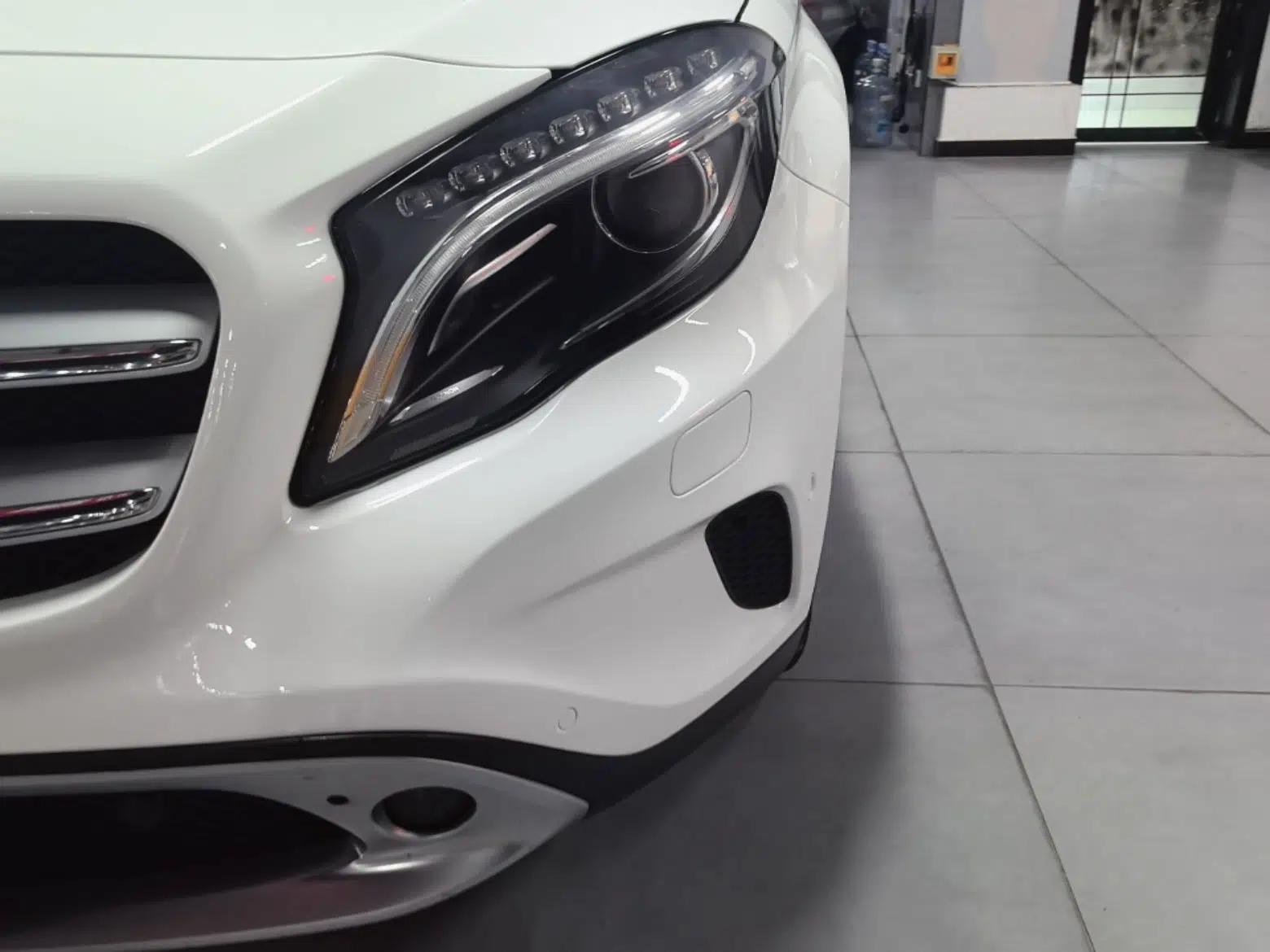 Mercedes-Benz GLA 2015 GLA 220 4MATIC Fashion Model — миниатюра 8