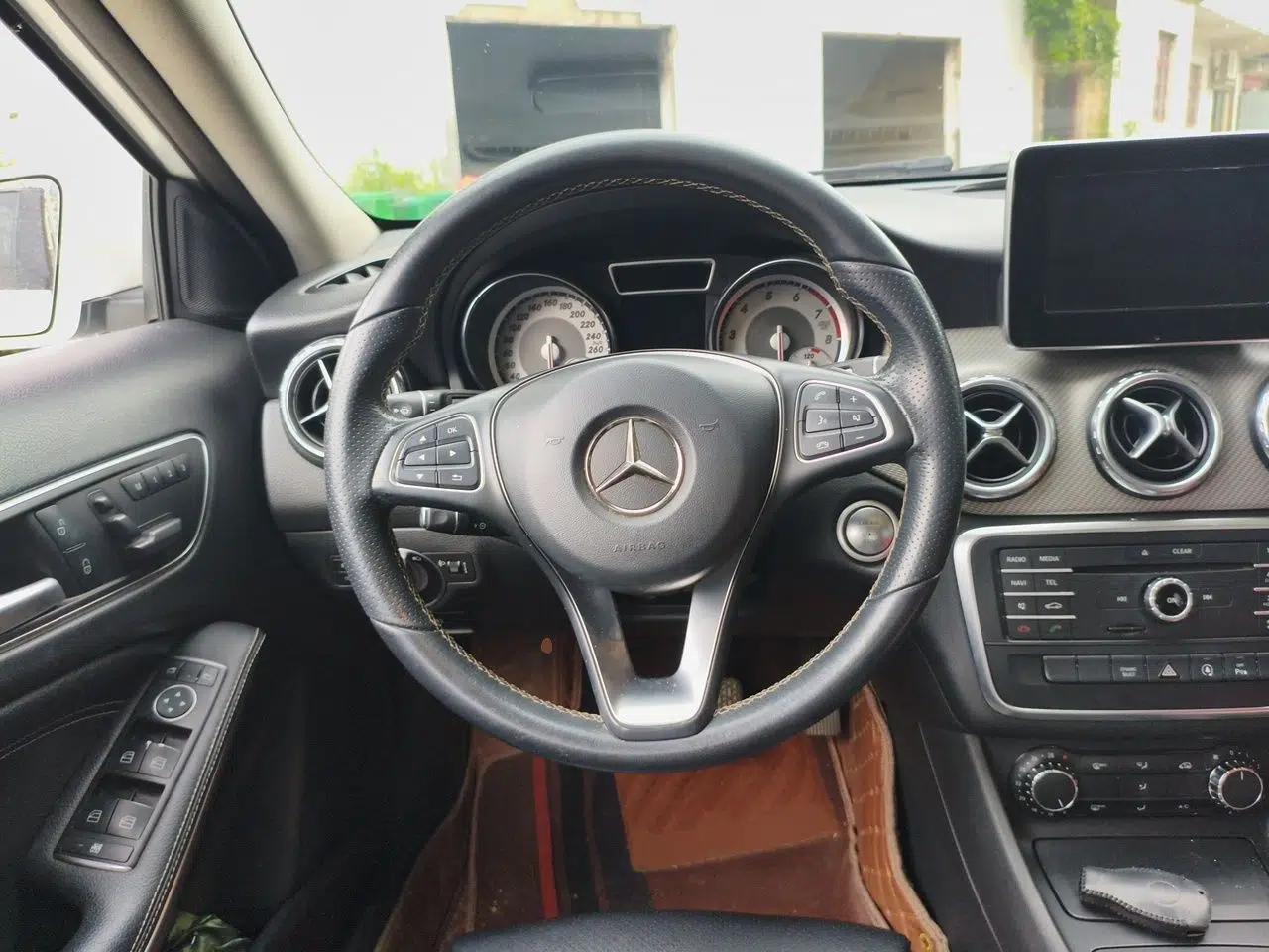 Mercedes-Benz GLA 2016 GLA 200 Sport Edition — миниатюра 10