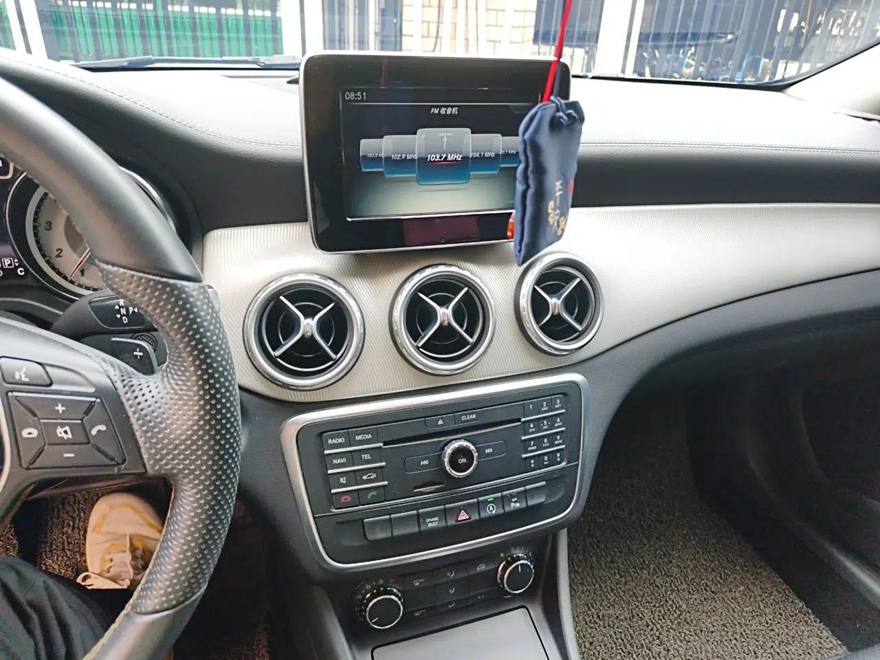 Mercedes-Benz GLA 2016 GLA 200 Fashion Model — миниатюра 13