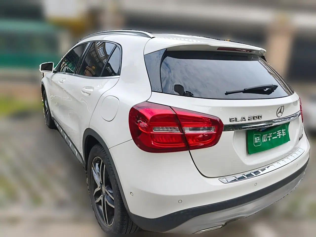 Mercedes-Benz GLA 2016 GLA 200 Fashion Model — миниатюра 4