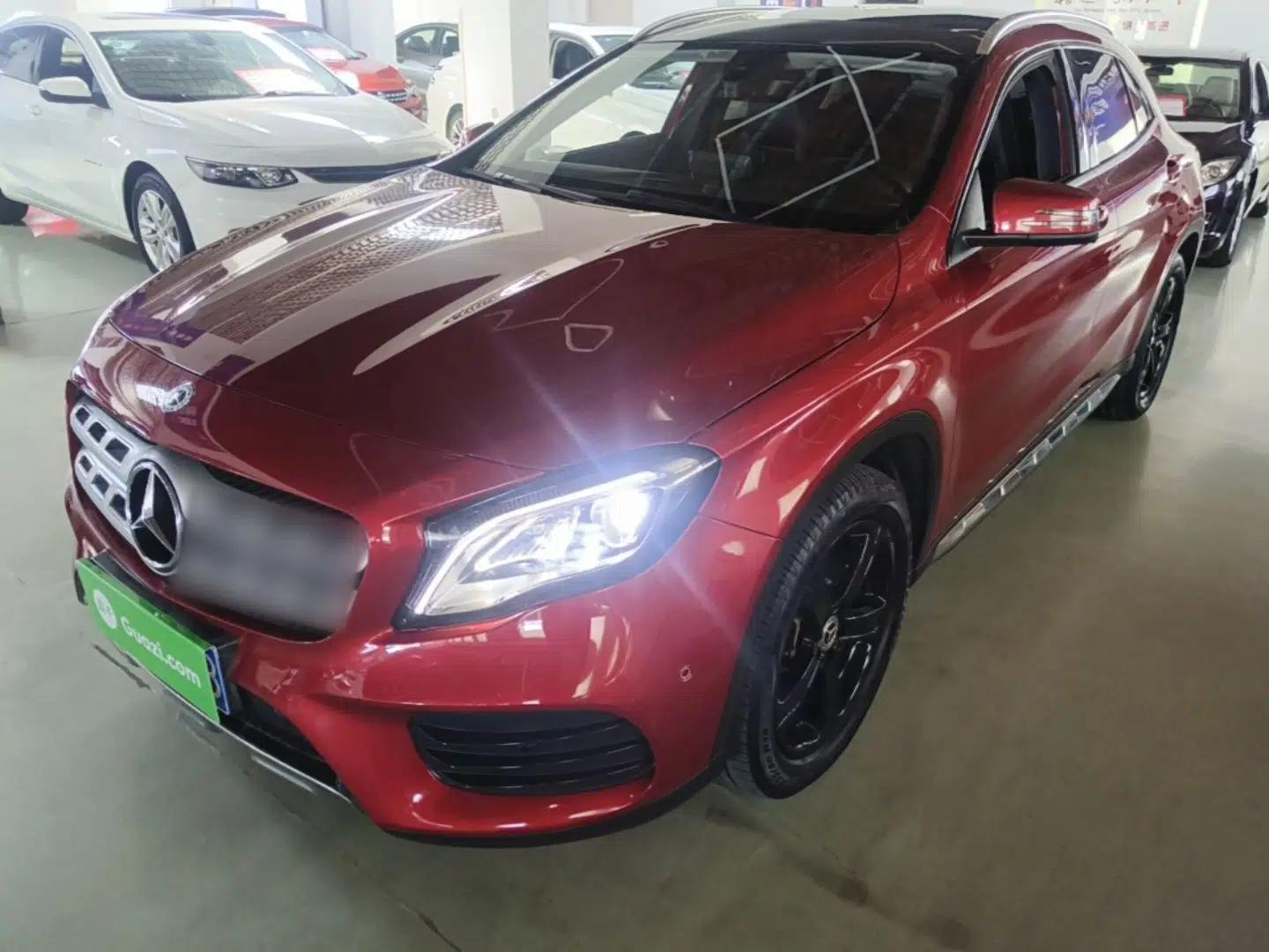 Mercedes-Benz GLA 2019 GLA 200 Fashion Model — миниатюра 1