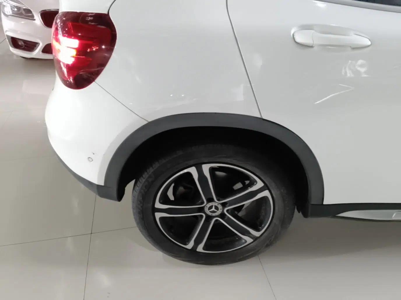 Mercedes-Benz GLA 2018 GLA 200 Fashion Model — миниатюра 11