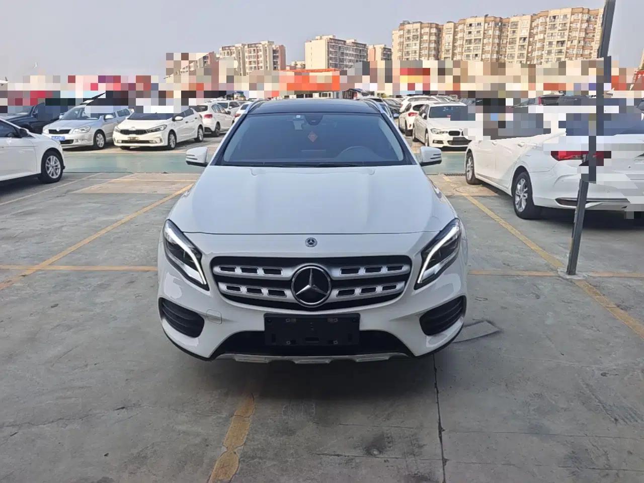Mercedes-Benz GLA 2019 GLA 200 Fashion Model — миниатюра 2