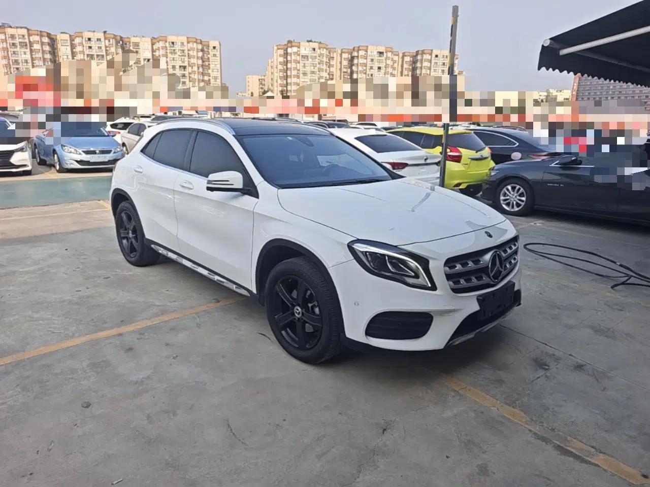 Mercedes-Benz GLA 2019 GLA 200 Fashion Model — миниатюра 3