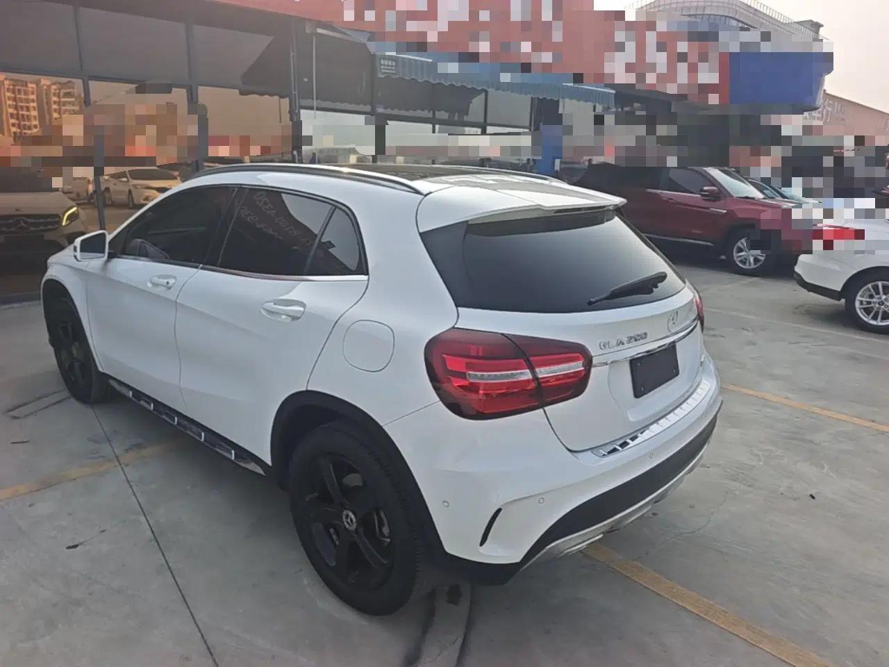 Mercedes-Benz GLA 2019 GLA 200 Fashion Model — миниатюра 4
