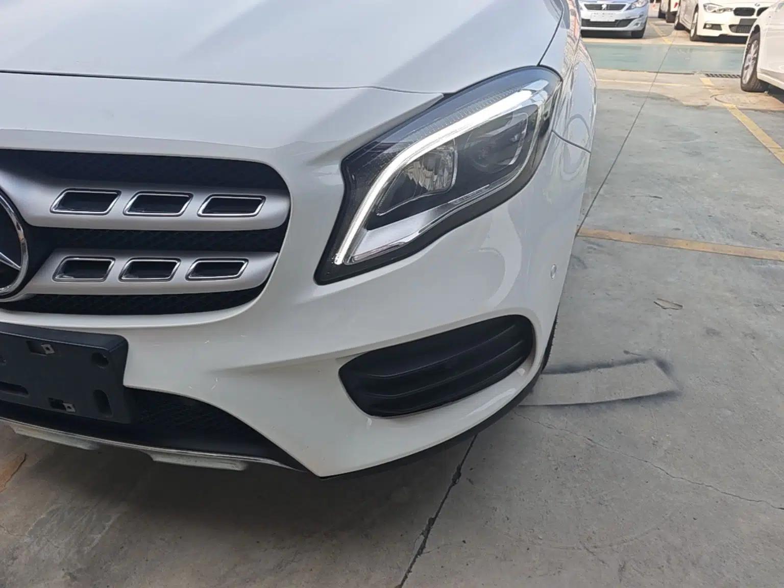 Mercedes-Benz GLA 2019 GLA 200 Fashion Model — миниатюра 8
