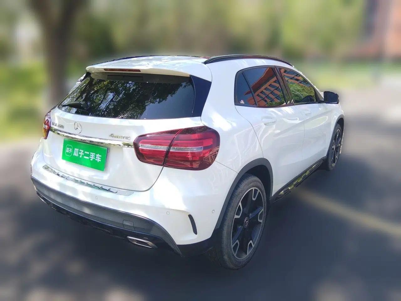 Mercedes-Benz GLA 2018 GLA 220 4MATIC Sport Edition — миниатюра 6