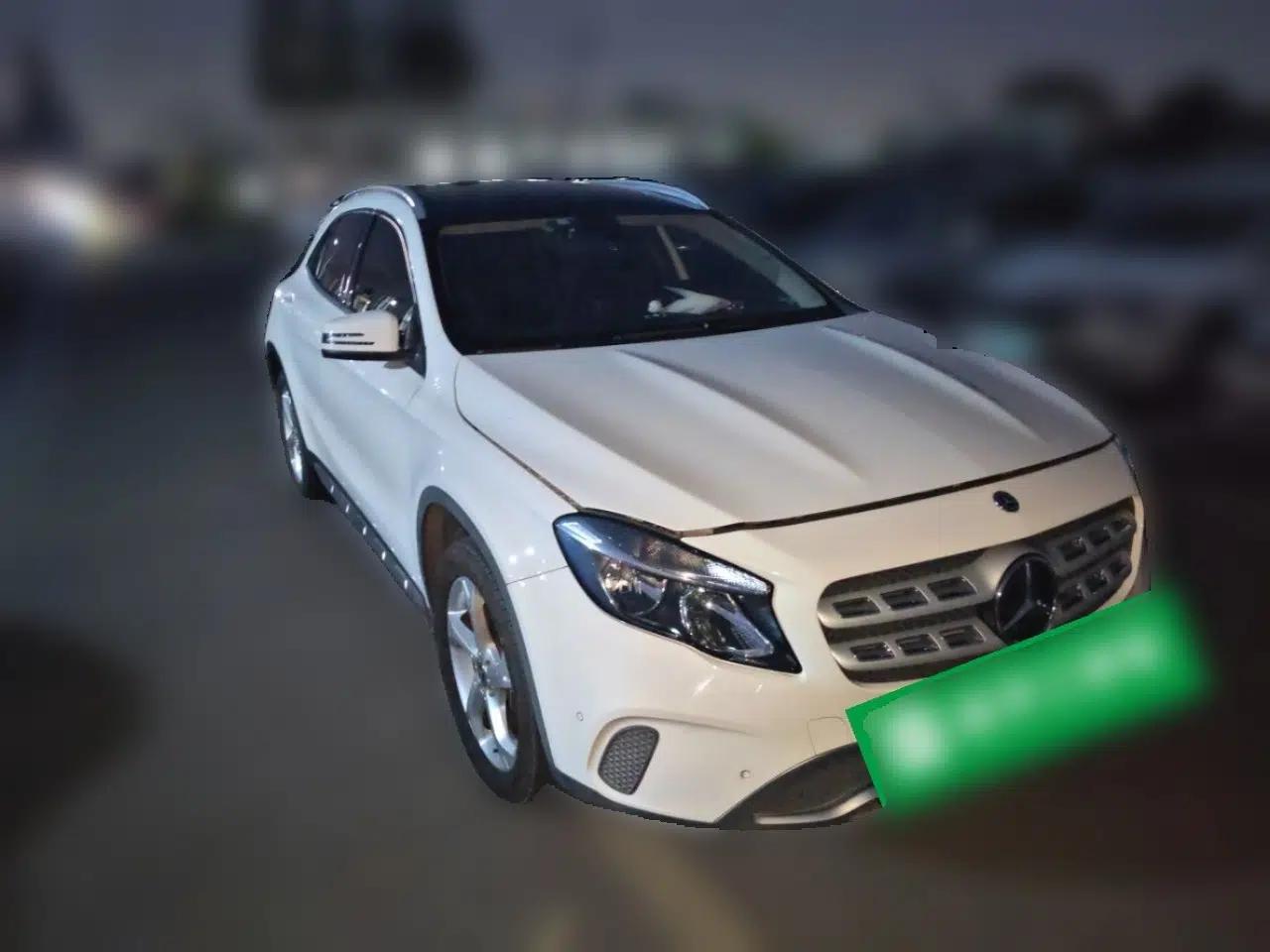Mercedes-Benz GLA 2018 GLA 200 Sport Edition — миниатюра 3