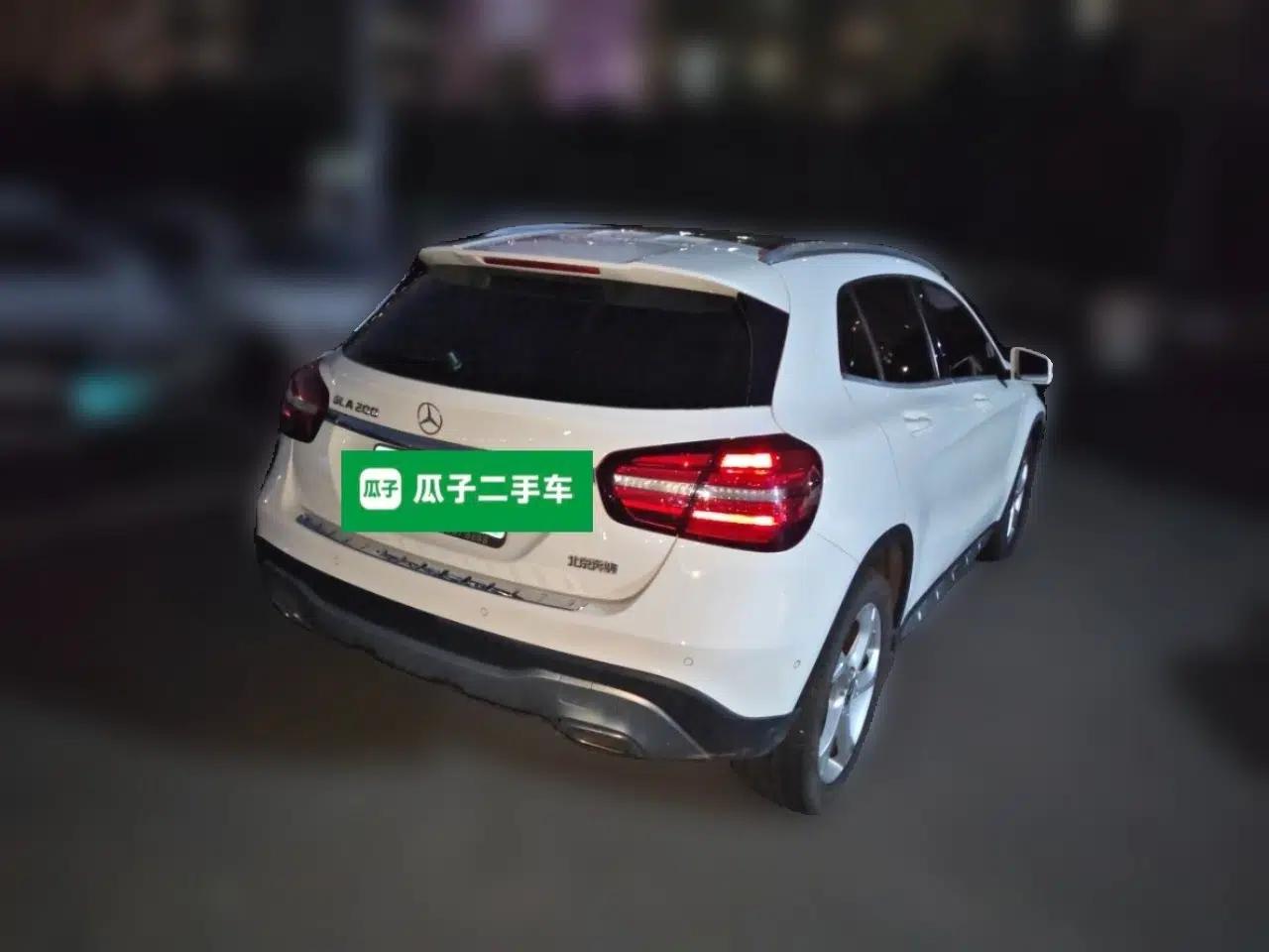 Mercedes-Benz GLA 2018 GLA 200 Sport Edition — миниатюра 6