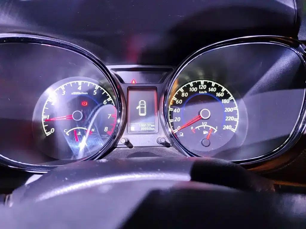 Venucia T70 2016 1.6L Manual Smart Edition — миниатюра 12