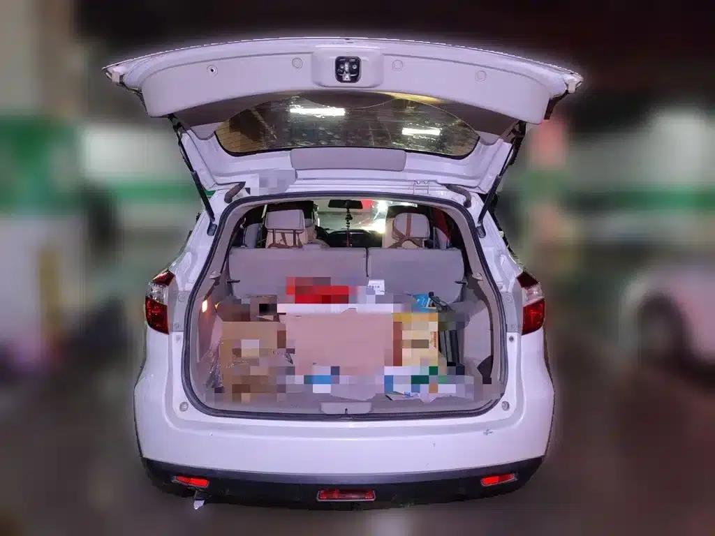Venucia T70 2016 1.6L Manual Smart Edition — миниатюра 20