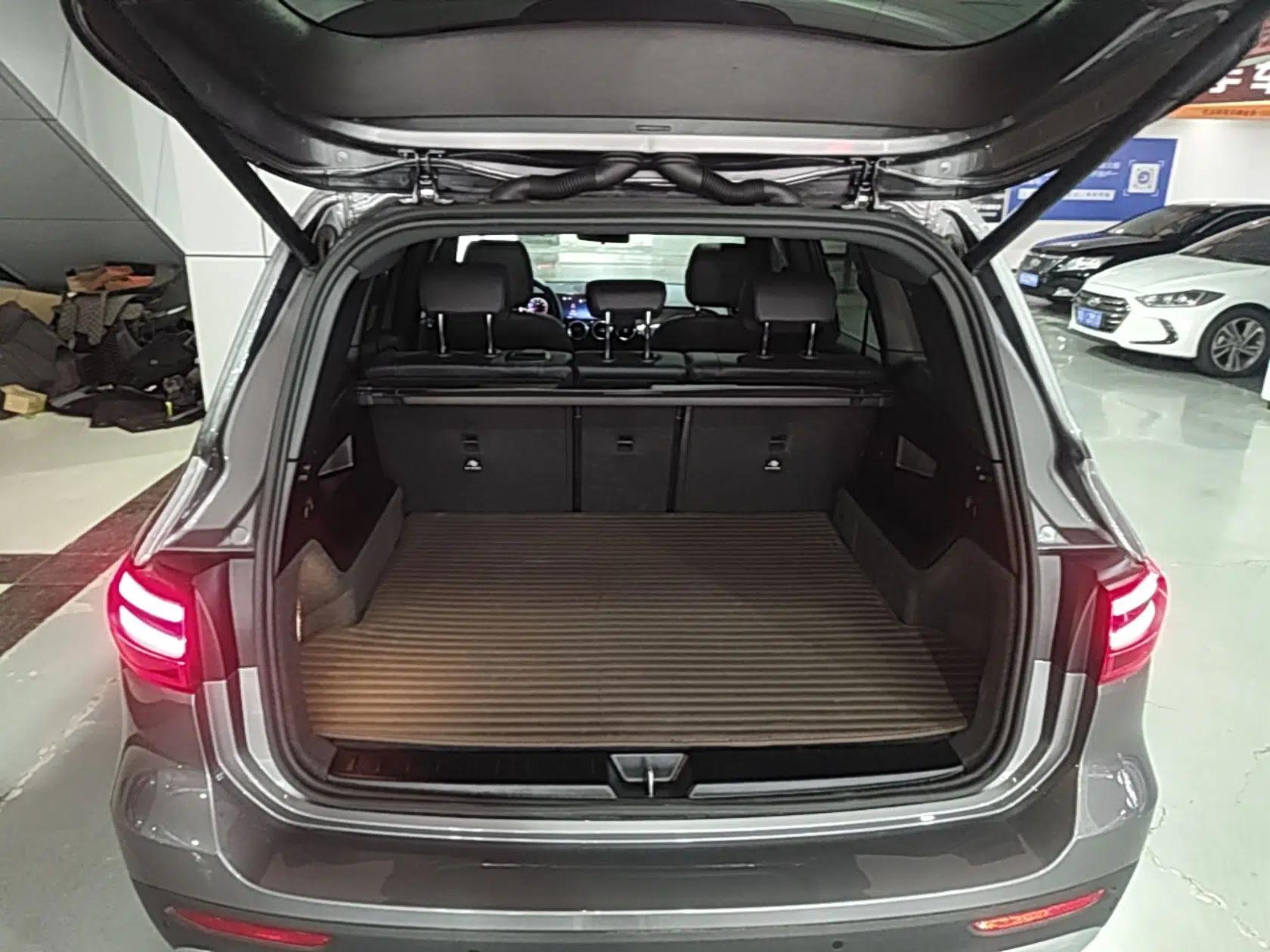 Mercedes-Benz GLB 2024-Year Restyled GLB 200 Dynamic Edition — миниатюра 22