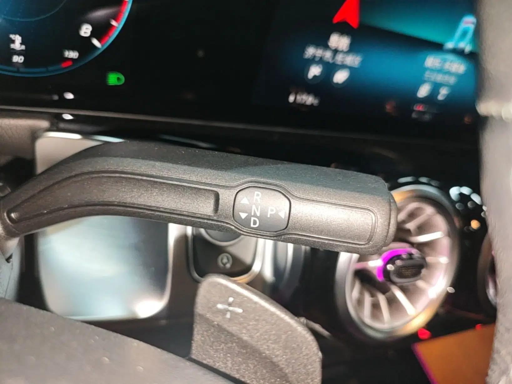 Mercedes-Benz GLB 2023 GLB 220 Sport Edition — миниатюра 21