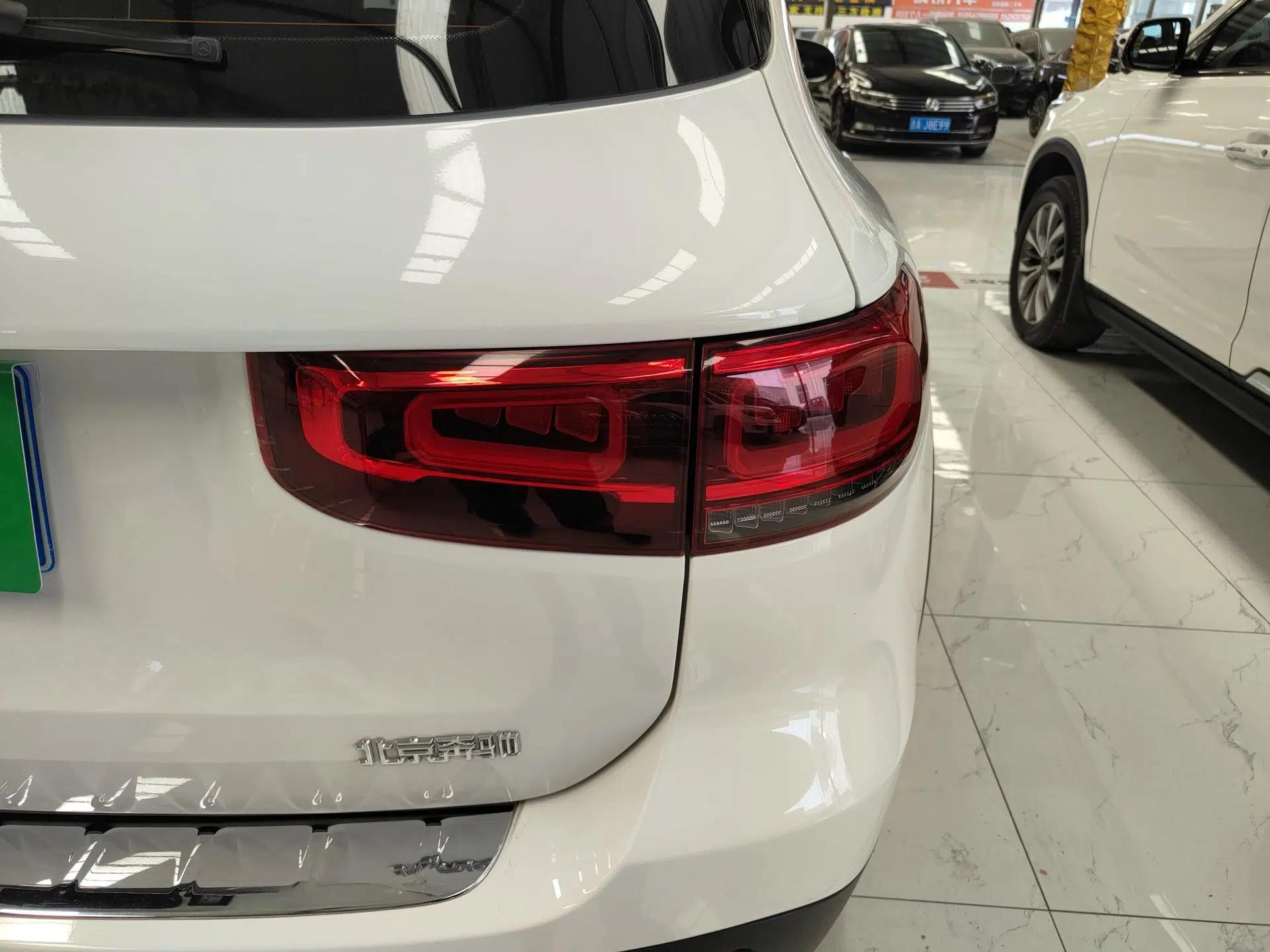 Mercedes-Benz GLB 2020 Updated GLB 200 Dynamic Edition — миниатюра 14