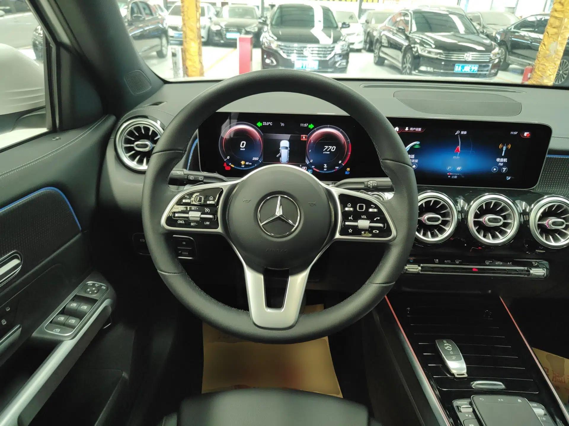 Mercedes-Benz GLB 2020 Updated GLB 200 Dynamic Edition — миниатюра 18