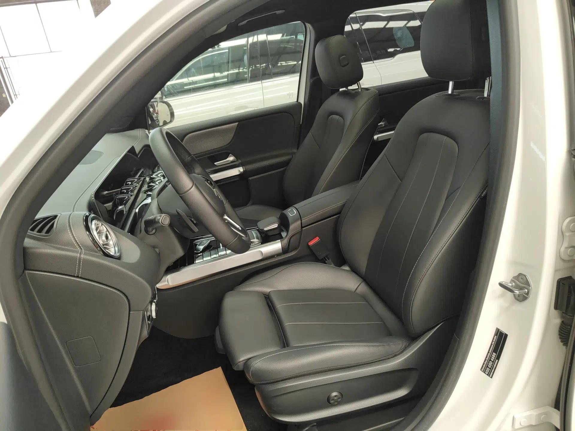 Mercedes-Benz GLB 2020 Updated GLB 200 Dynamic Edition — миниатюра 22