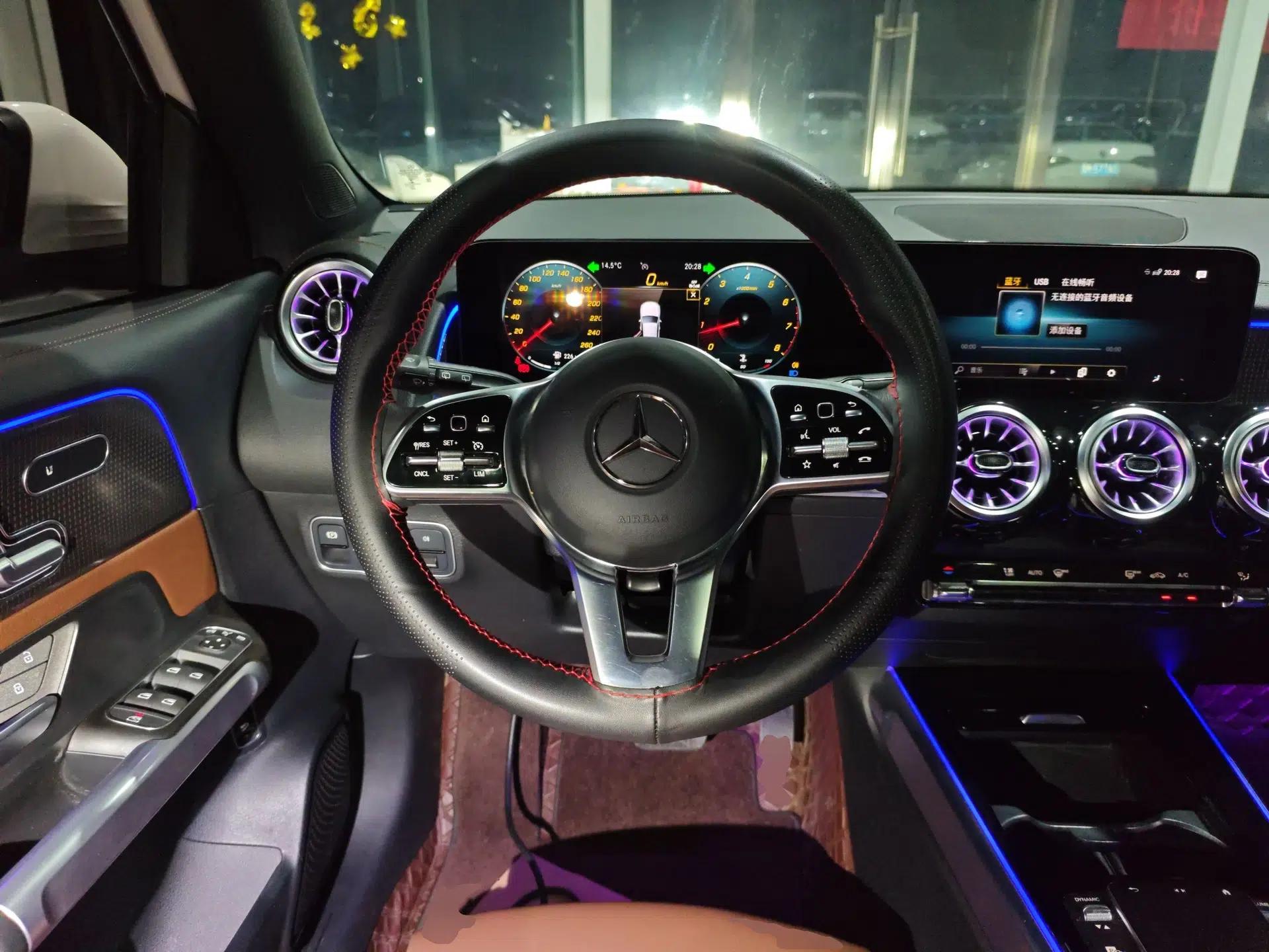 Mercedes-Benz GLB 2023 GLB 220 Fashion Model — миниатюра 18
