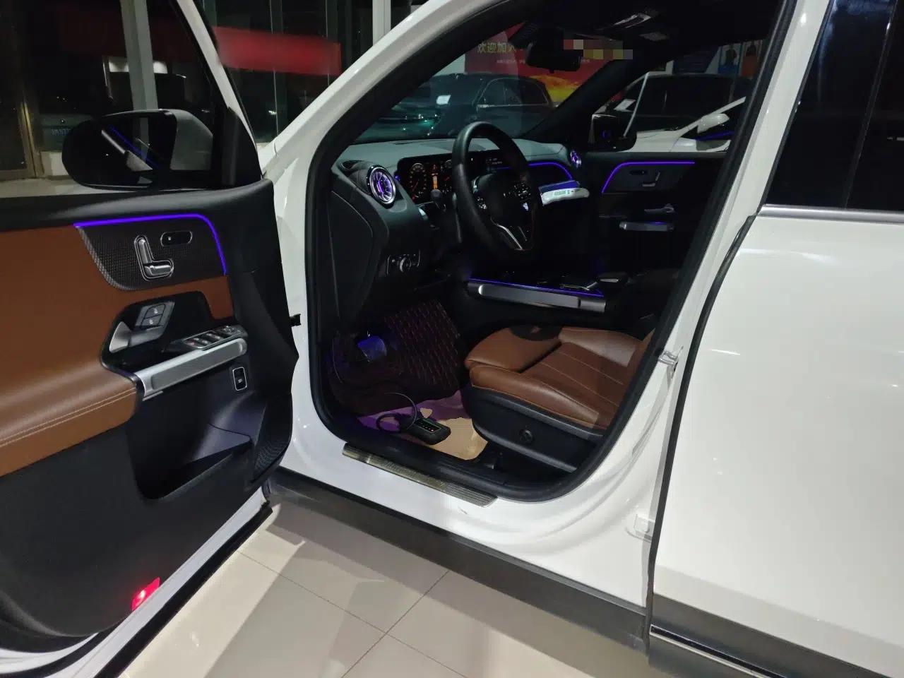 Mercedes-Benz GLB 2023 GLB 220 Fashion Model — миниатюра 23