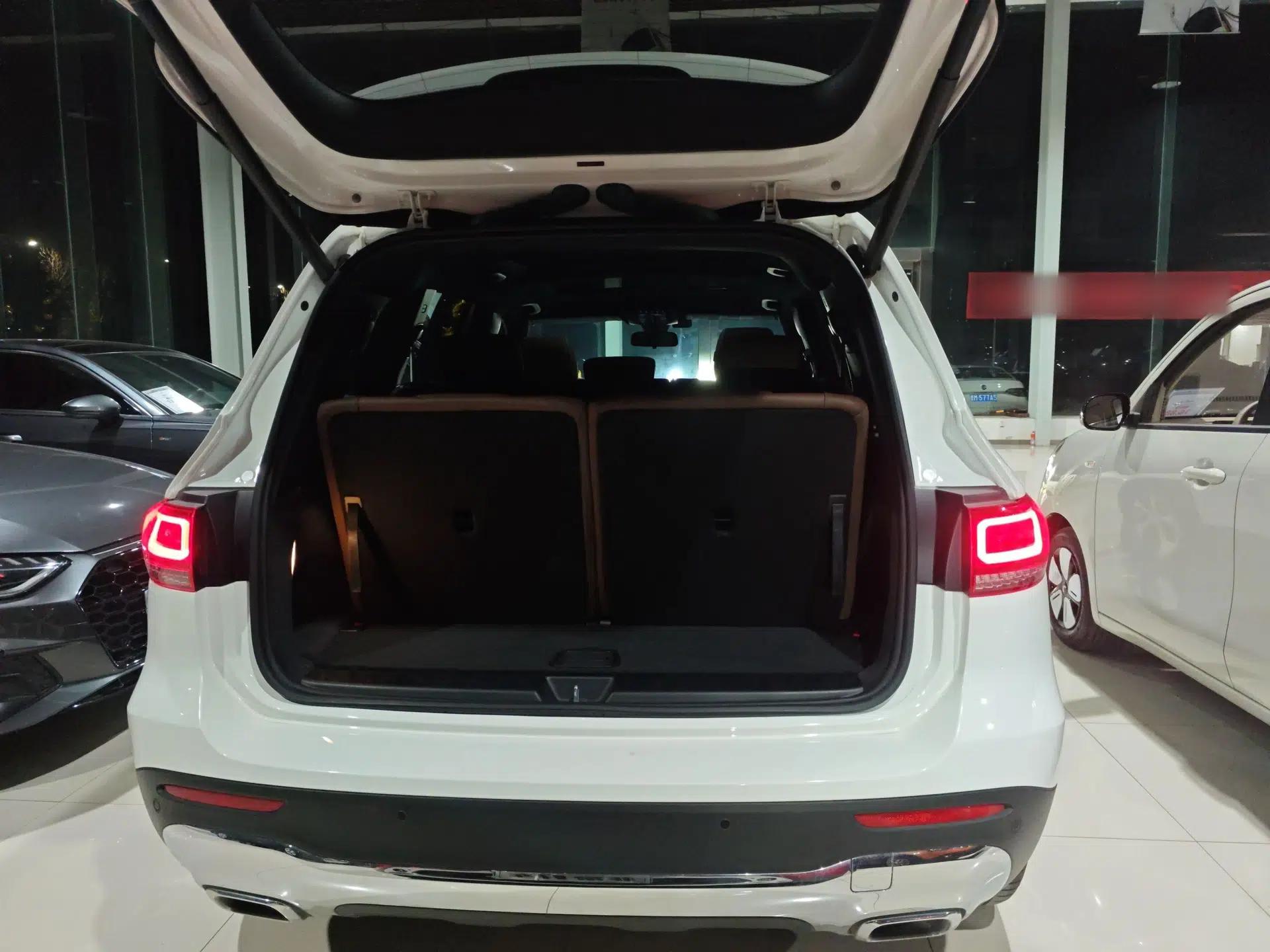 Mercedes-Benz GLB 2023 GLB 220 Fashion Model — миниатюра 27